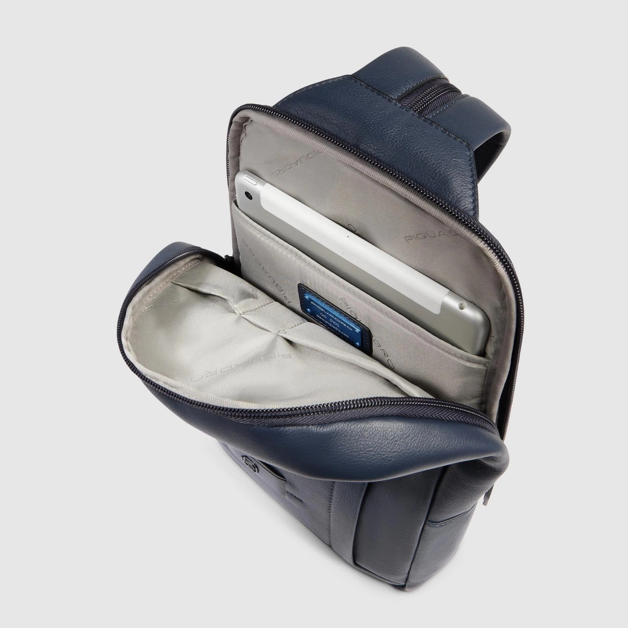 Piquadro monospalla in pelle "Russel" Blu CA6764W137.BLU