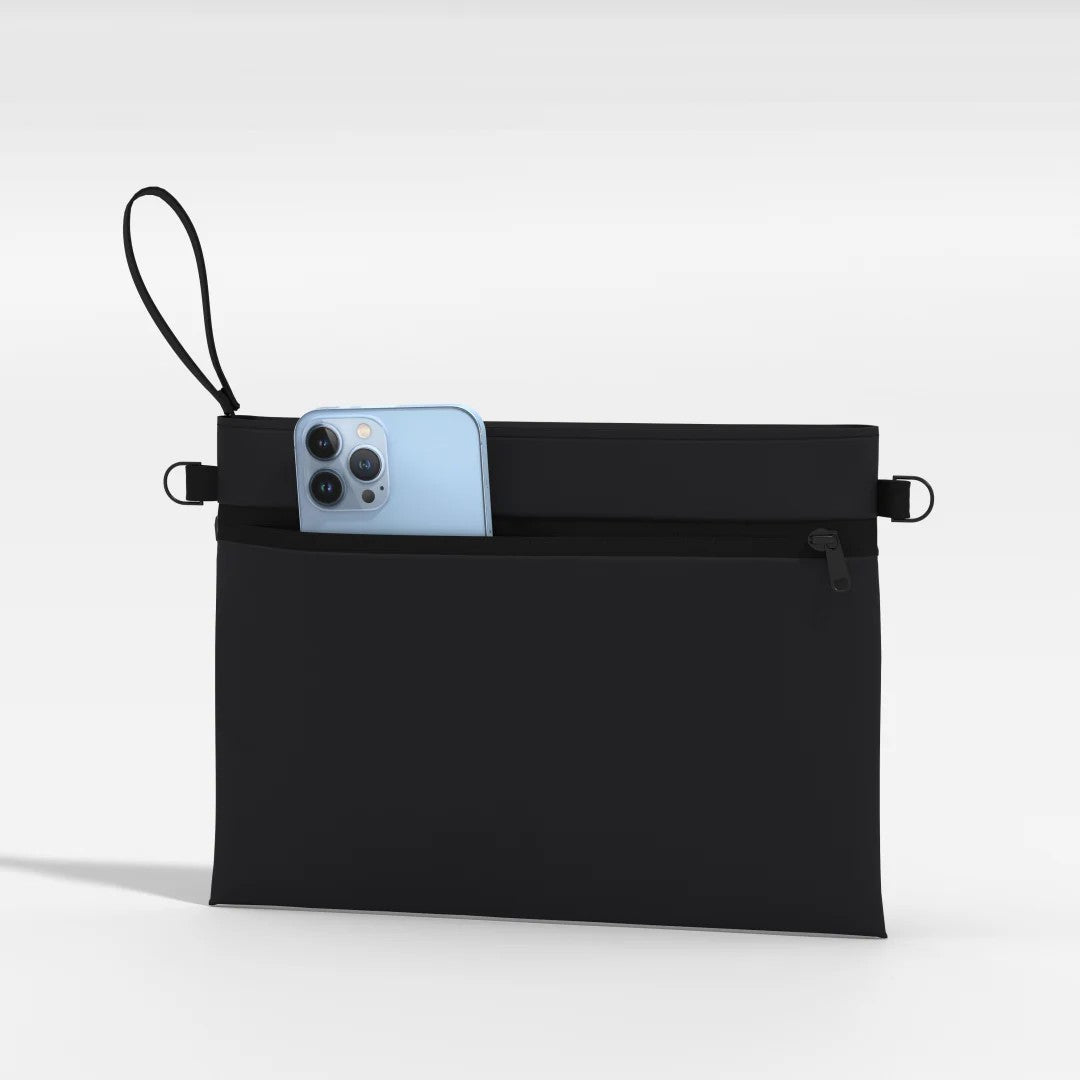 Cabin Zero pochette in tessuto "Classic" Nero CZ40.1201 ABSOLUTE BLACK