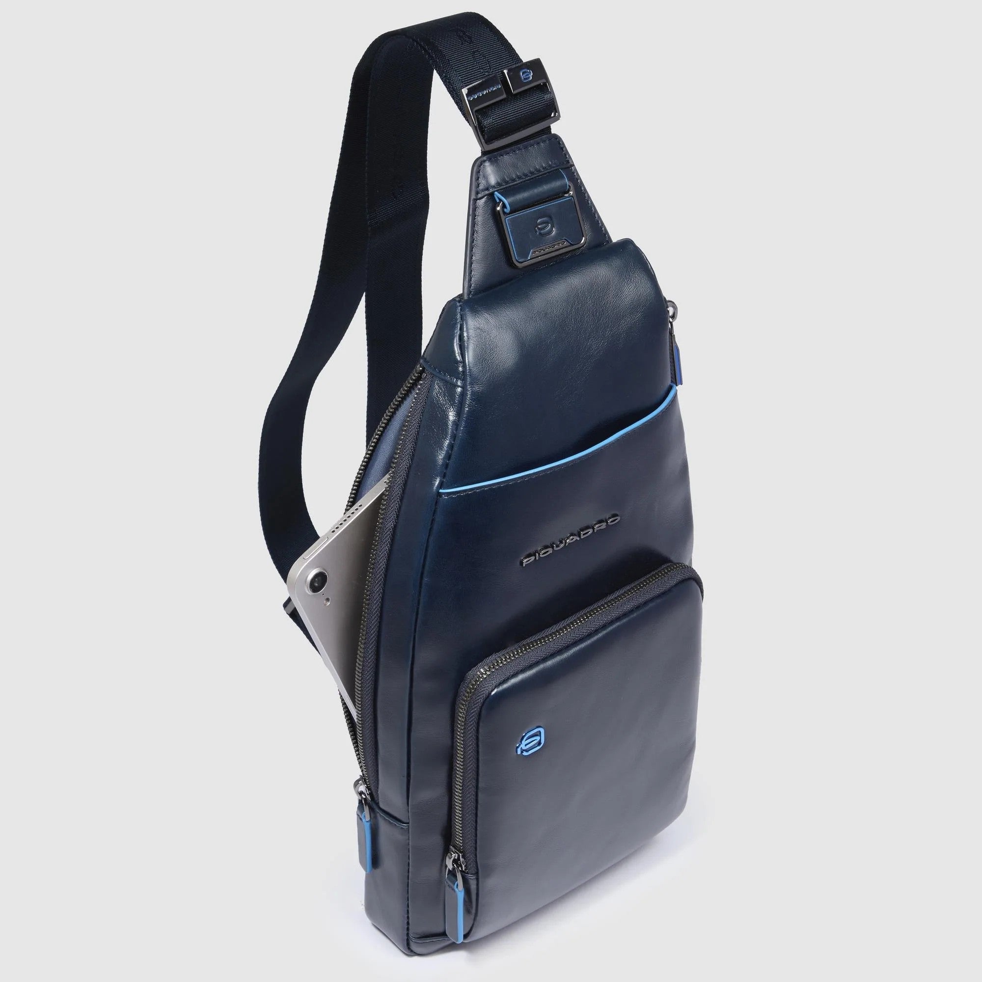Piquadro monospalla in pelle "Blue Square" CA5577B2.BLU2