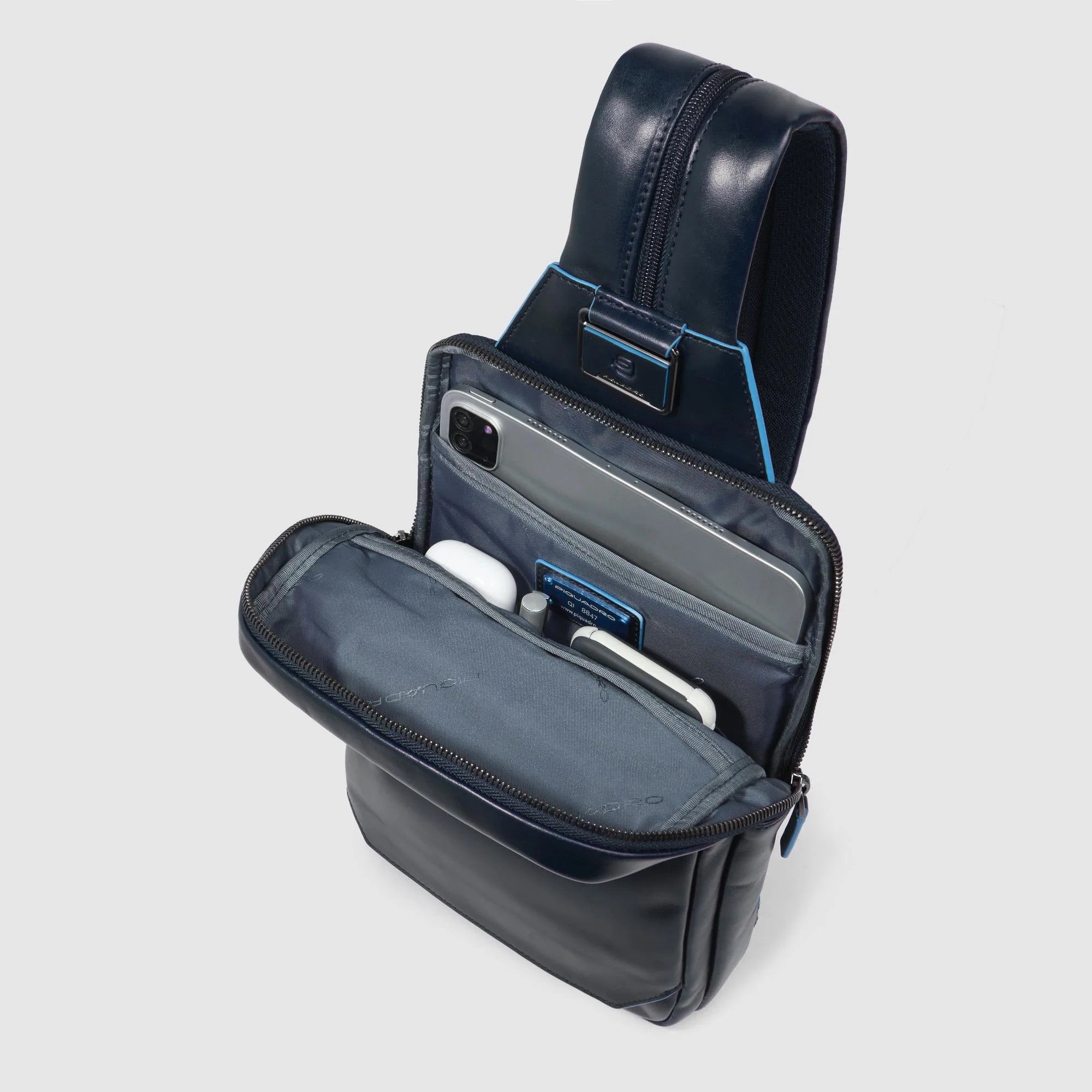Piquadro monospalla in pelle "Blue Square" CA6589B2.BLU2