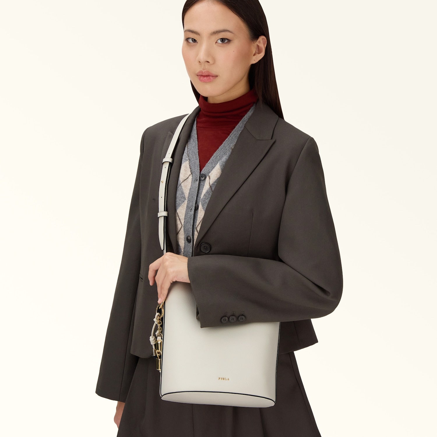 Furla borsa secchiello in pelle "Roxie" Avorio WB01875.PNN00 PANNA