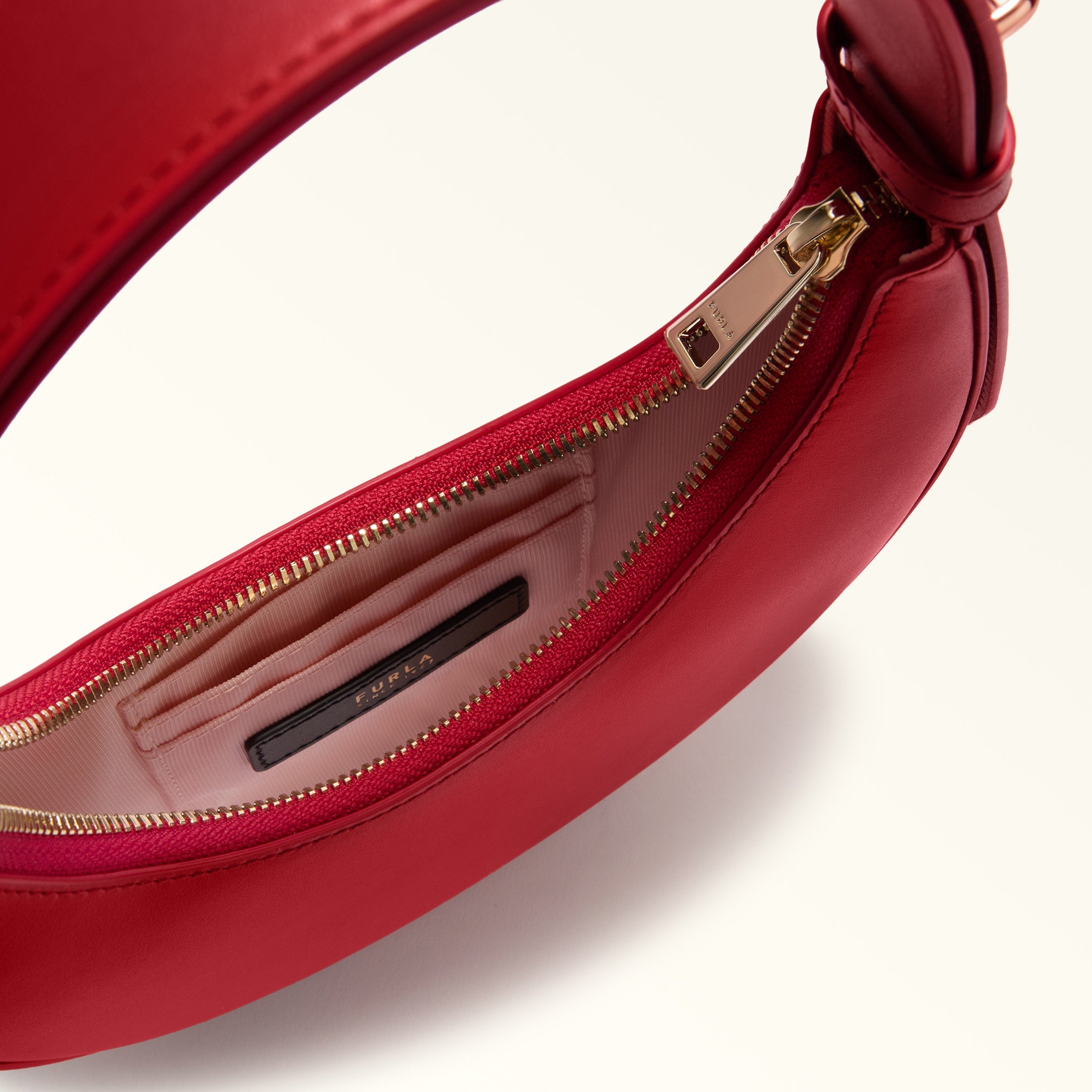 Furla borsa a spalla in pelle "Furla Delizia" Rosso WE00649.4484 RED