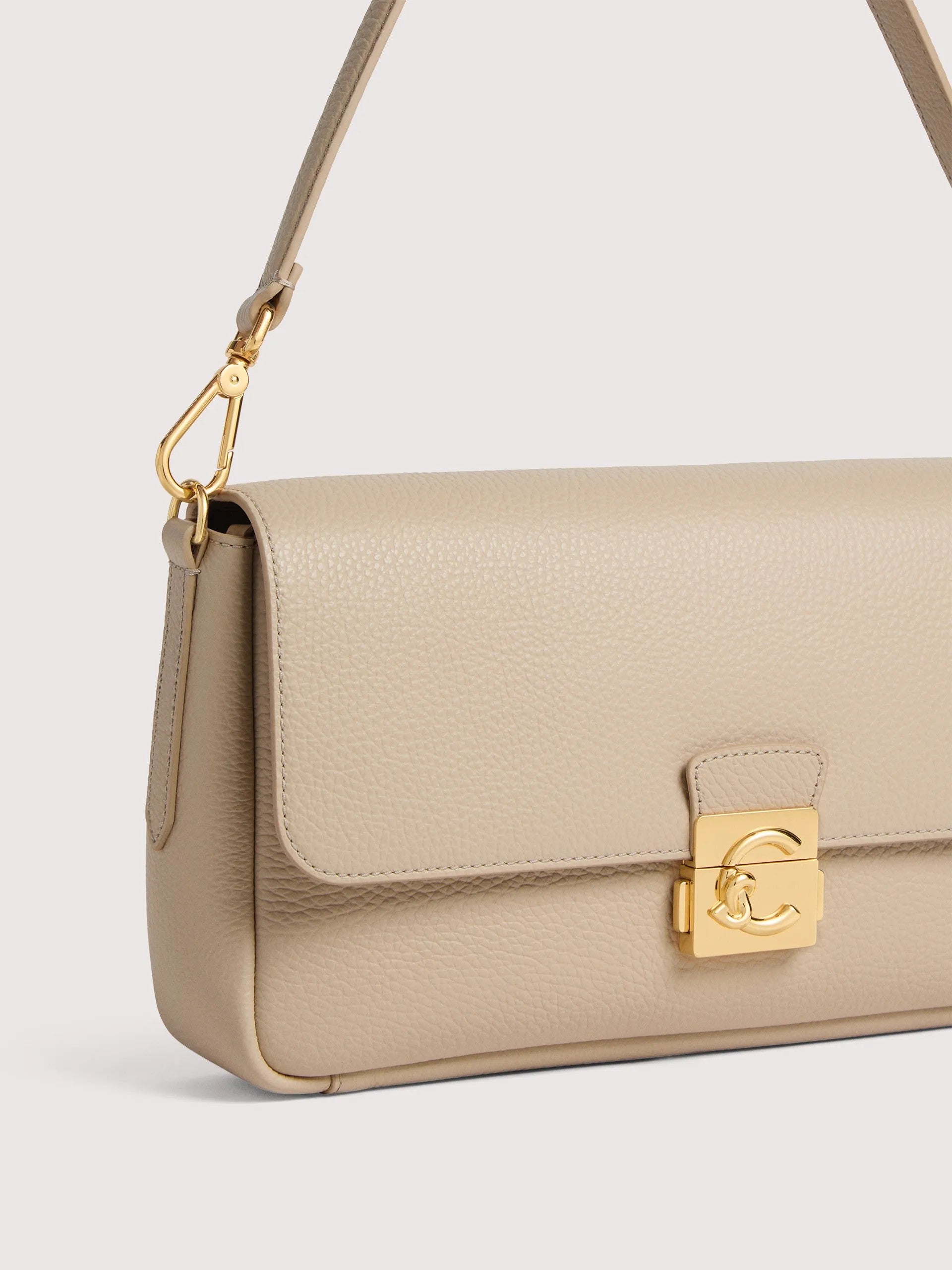 Coccinelle borsa a spalla in pelle "C-Me Lock" Beige E1U4K120101.N64 SANDSHELL