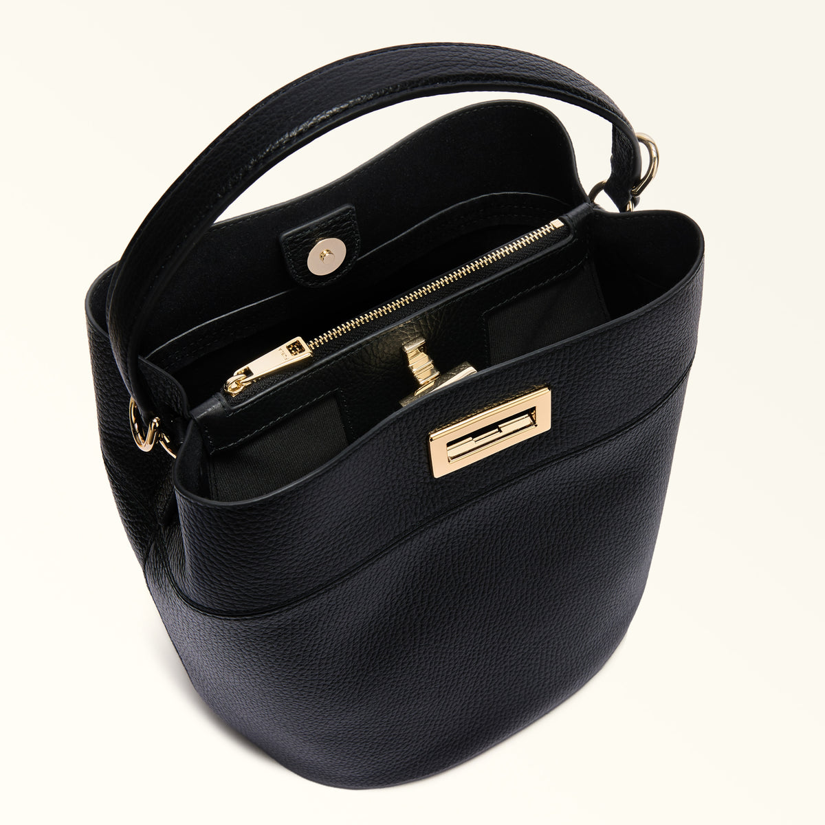 Furla borsa secchiello in pelle "Amelia" Nero WB01953.O6000 NERO