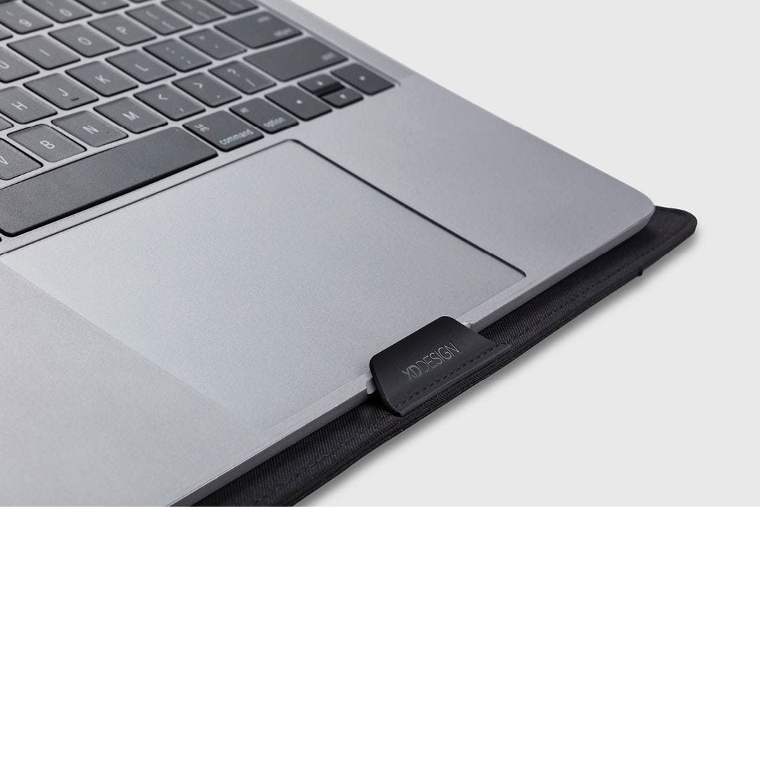 XD Design porta pc in polietilene riciclato "Mobile Office" Nero P77250.1