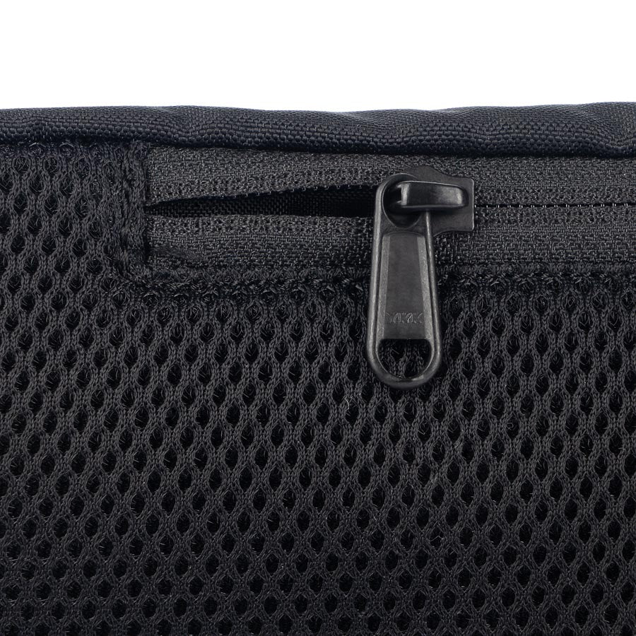 Cabin Zero marsupio in tessuto "Hip Pack" Nero CZ20.1201 ABSOLUTE BLACK