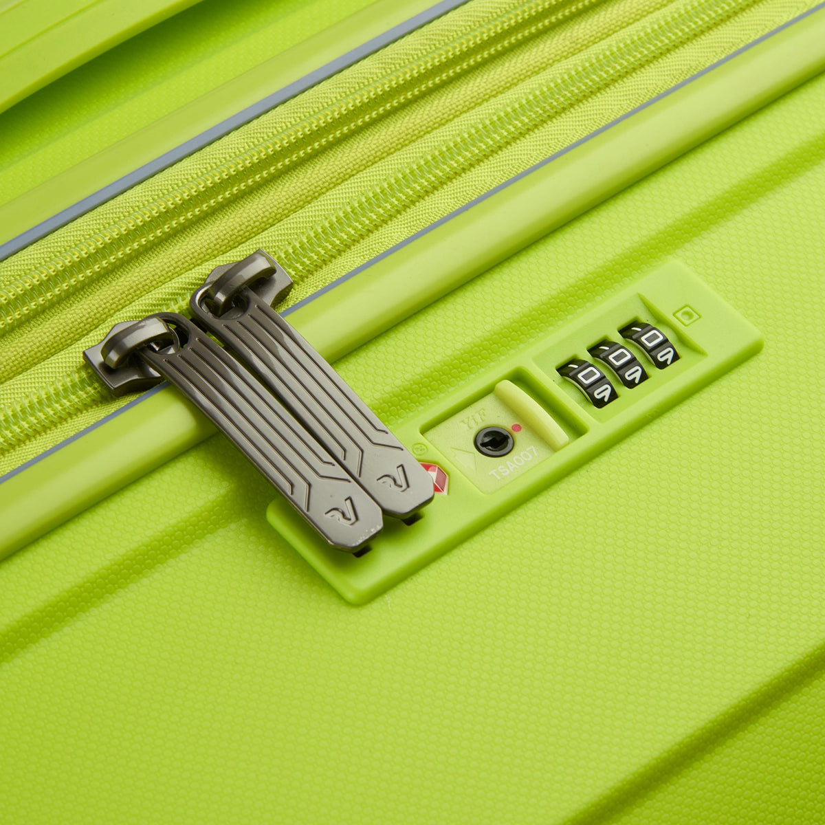 Roncato trolley cabina in polipropilene "B-Flying" Lime 418183.77 CYBER LIME