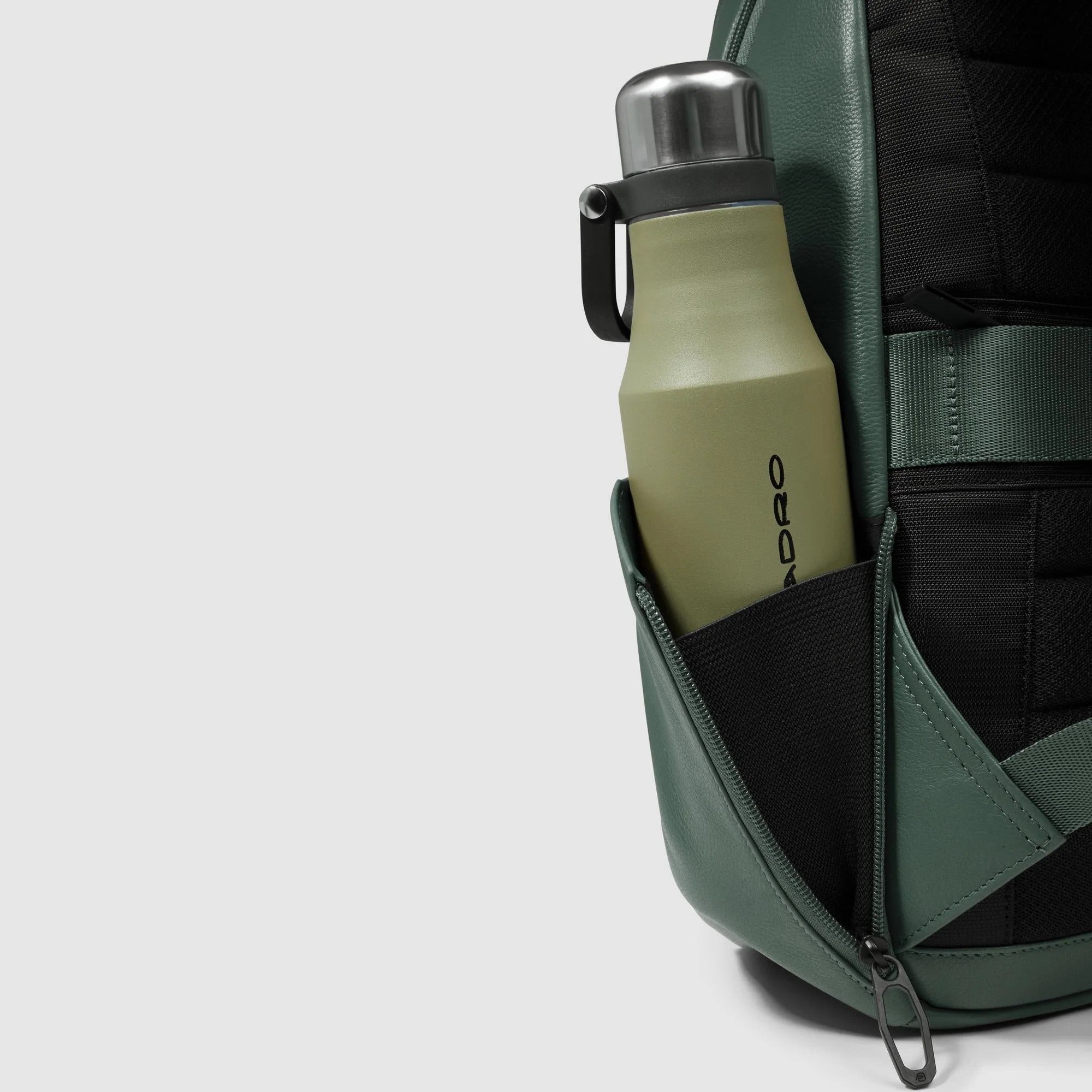 Piquadro zaino in pelle "Russel" Verde CA6765W137.VE