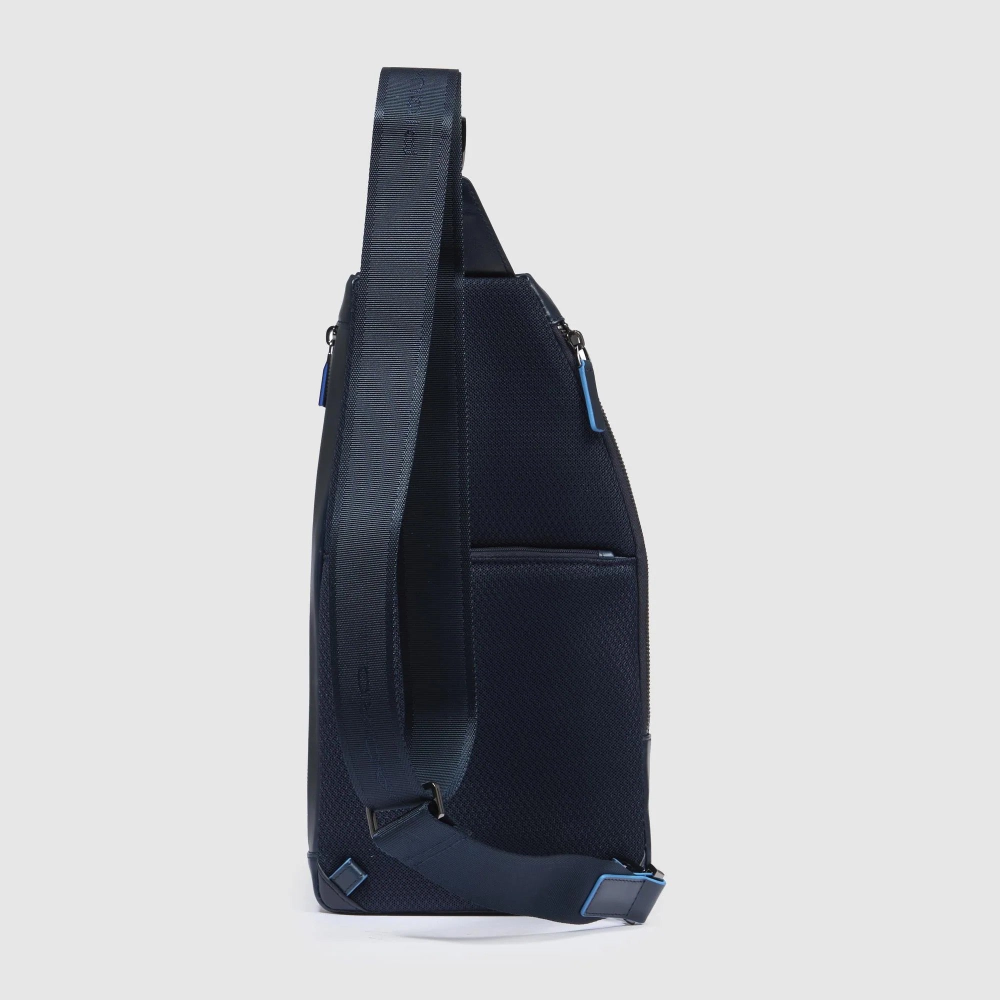 Piquadro monospalla in pelle "Blue Square" CA5577B2.BLU2