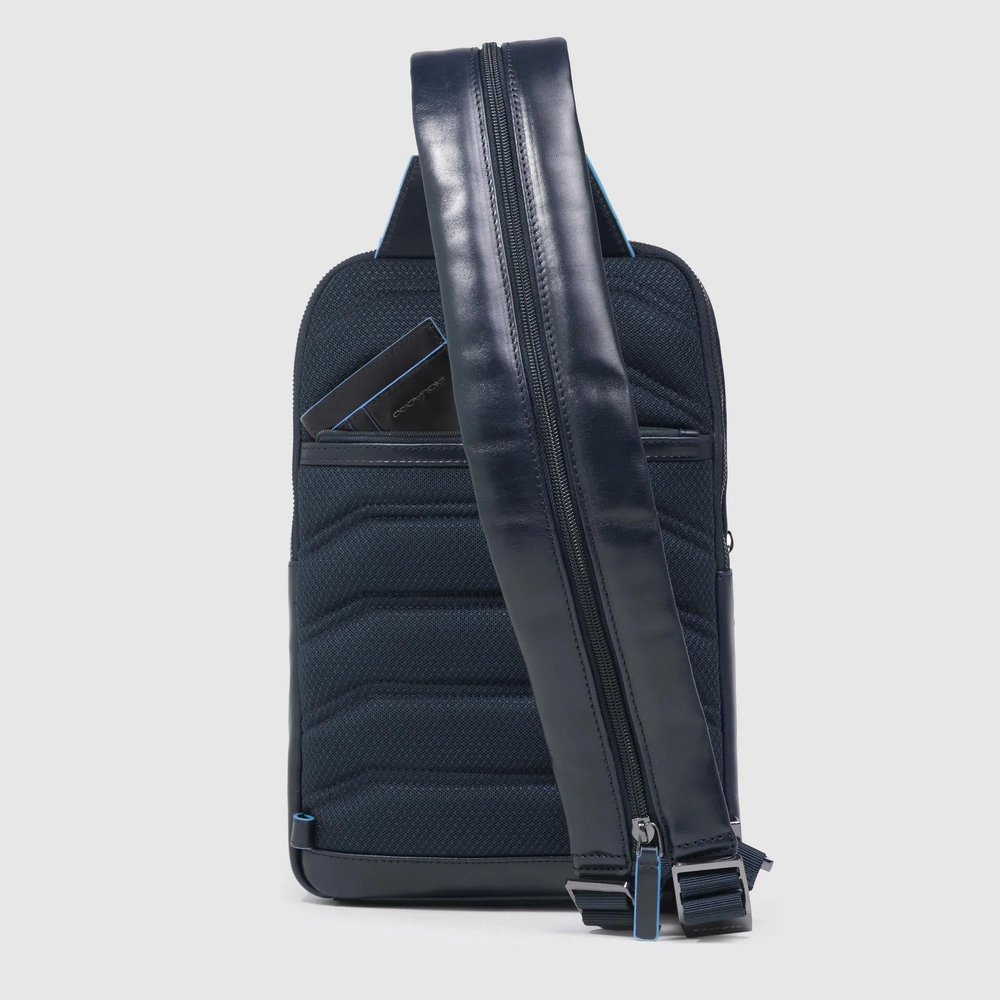 Piquadro monospalla in pelle "Blue Square" CA6589B2.BLU2