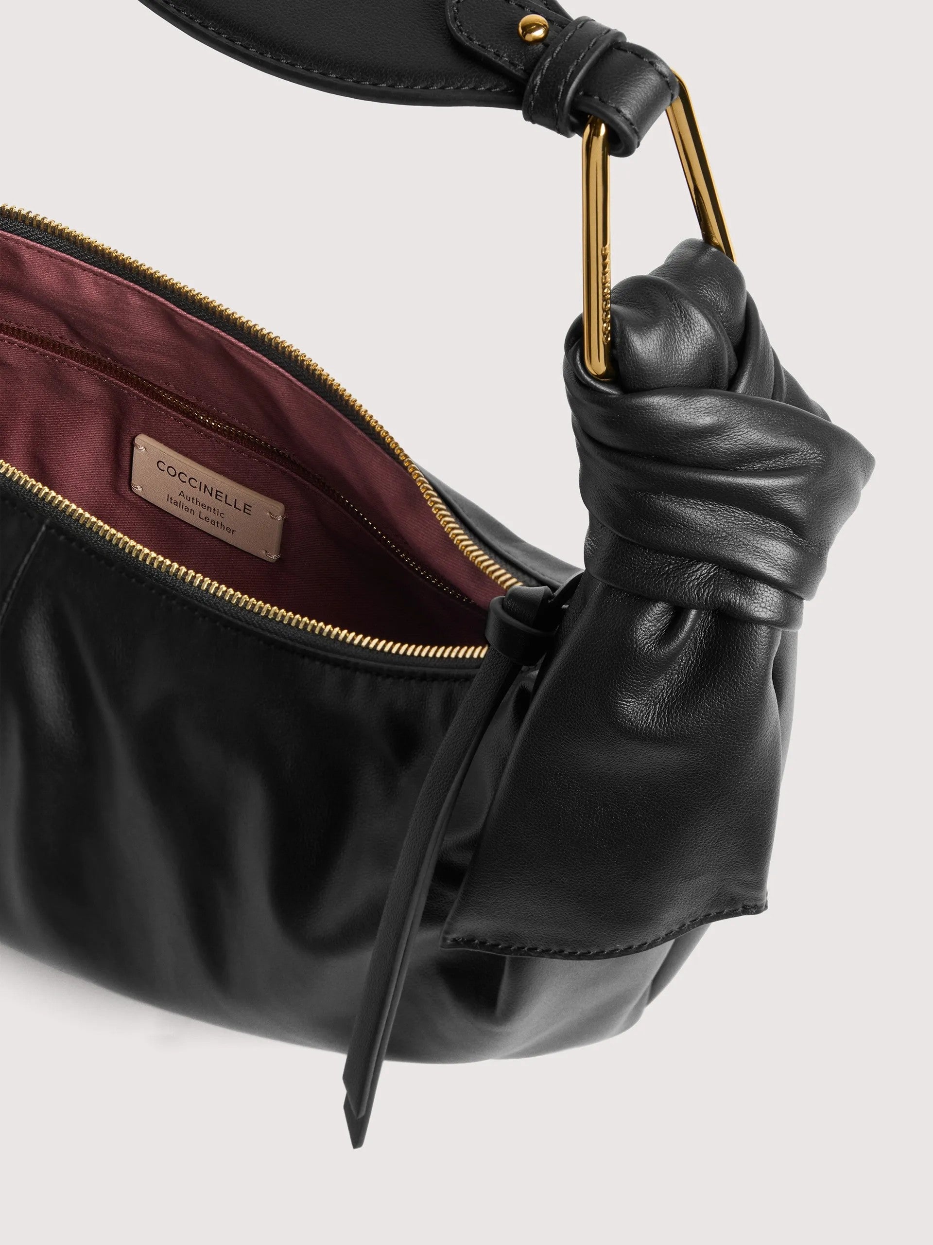 Coccinelle borsa a spalla in pelle "Furoshiki" Nero E1U1A130101.001 NOIR