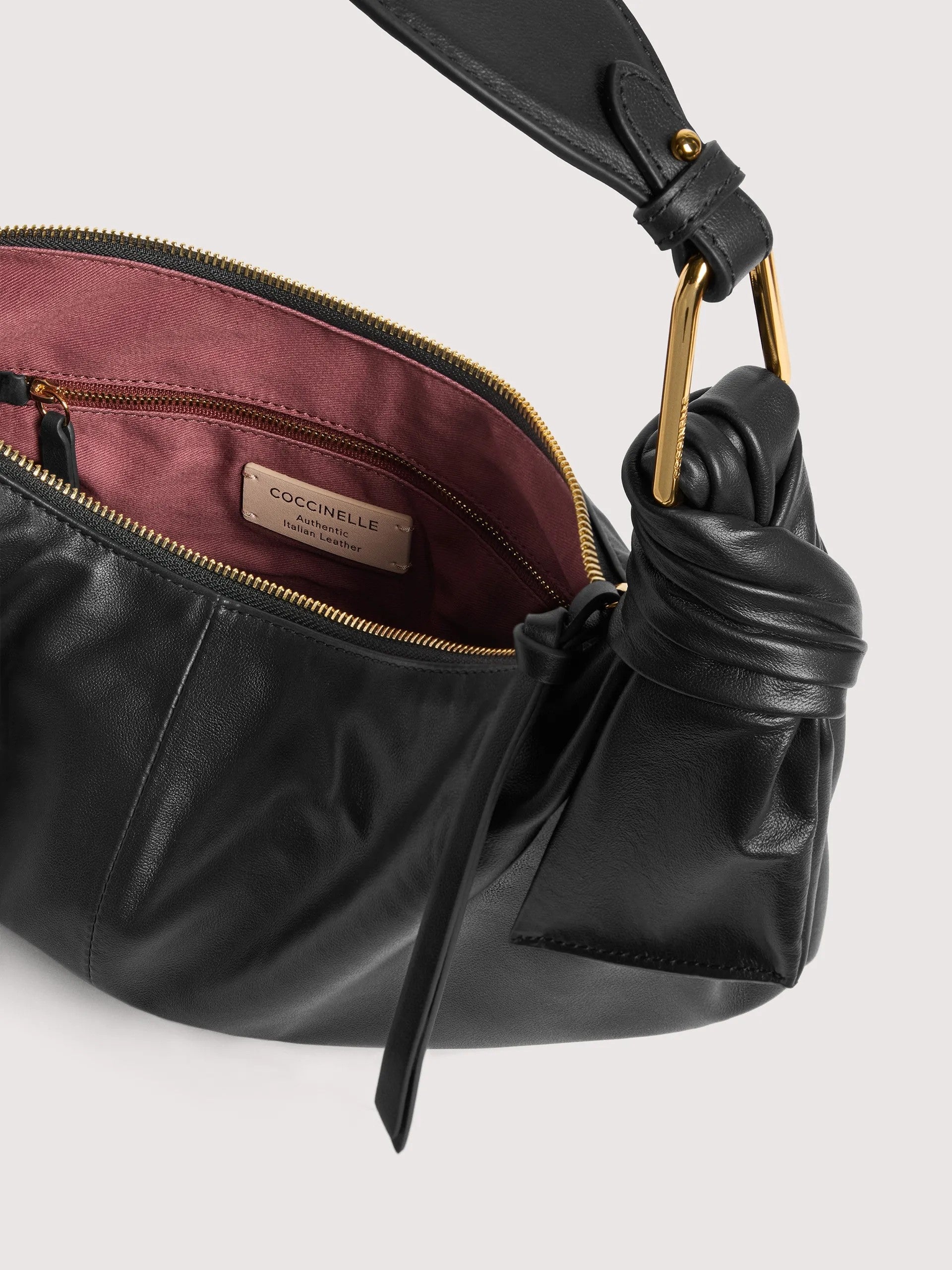 Coccinelle borsa a spalla in pelle "Furoshiki" Nero E1U1A130201.001 NOIR