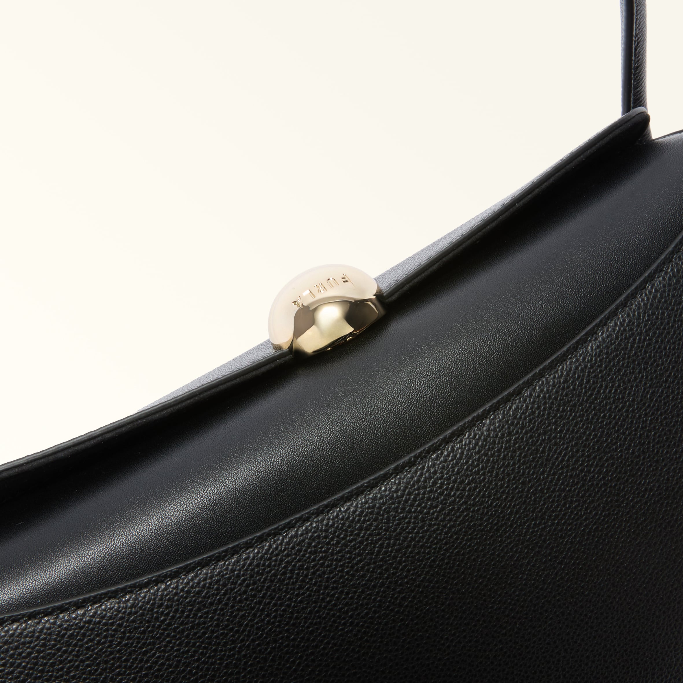 Furla borsa a spalla in pelle "Nicole" Nero WB01883.O6000 NERO