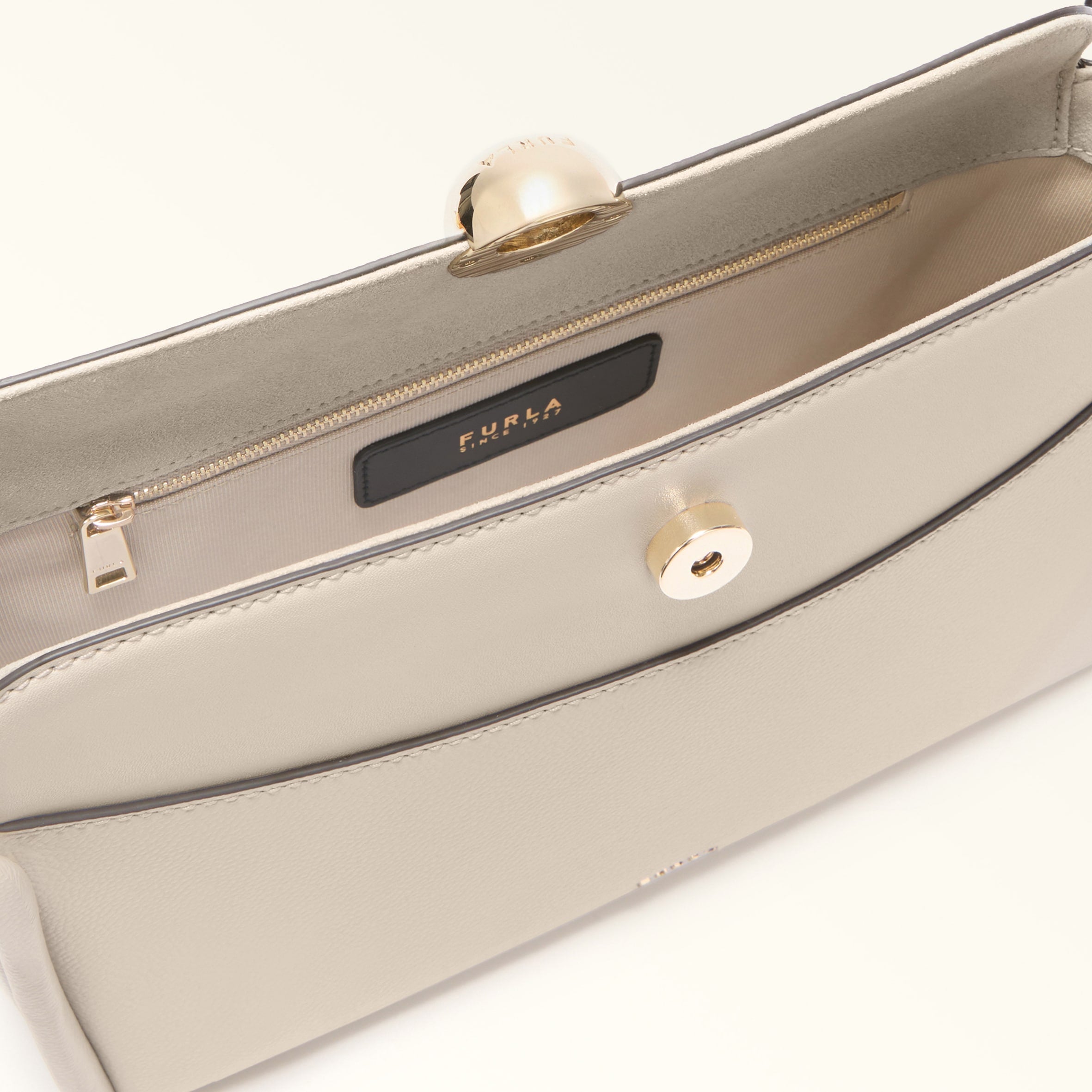 Furla borsa a spalla in pelle "Nicole" Beige WB01883.4556 SABBIA