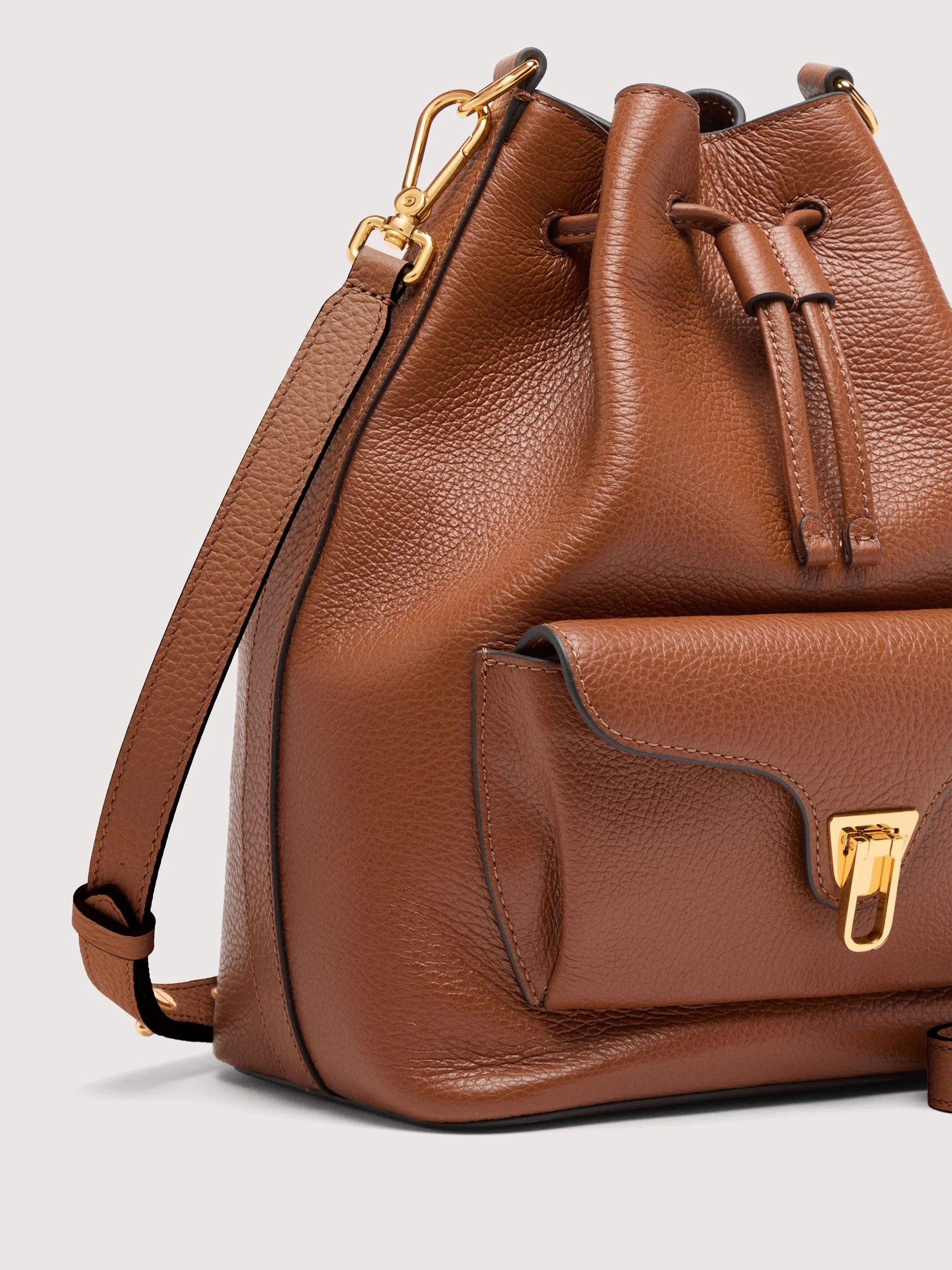 Coccinelle borsa secchiello in pelle "Beat Generation" Cuoio E1TFK230201.W11 COGNAC