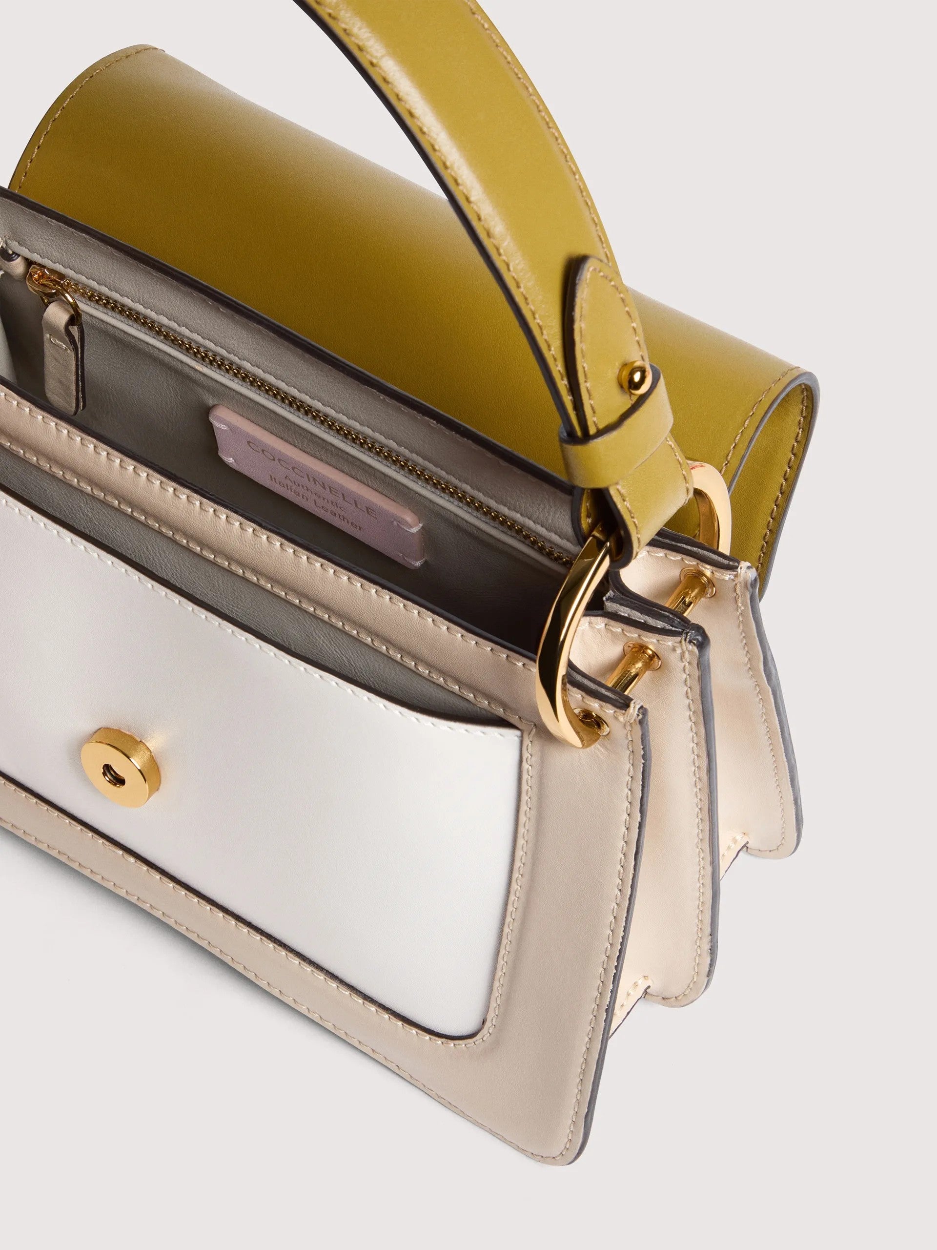 Coccinelle borsa a mano in pelle "C-Me Calf Tricolor" Multicolor E1U4H180201.808 SANDS/SEAG/PEA