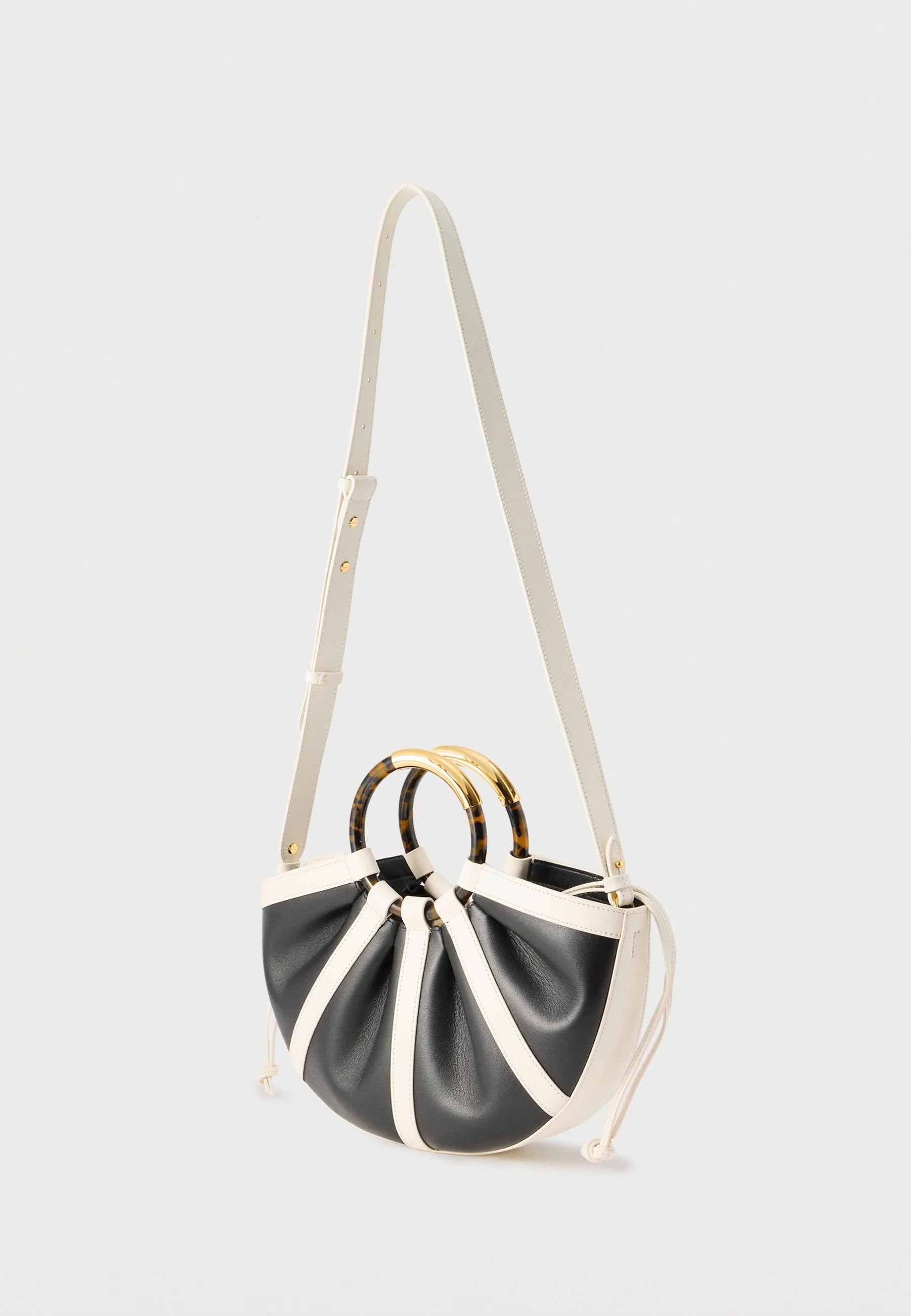 Coccinelle borsa a mano in pelle "Shell Bicolor" Bianco e nero E1U5B180201.806 PEARL/NOIR