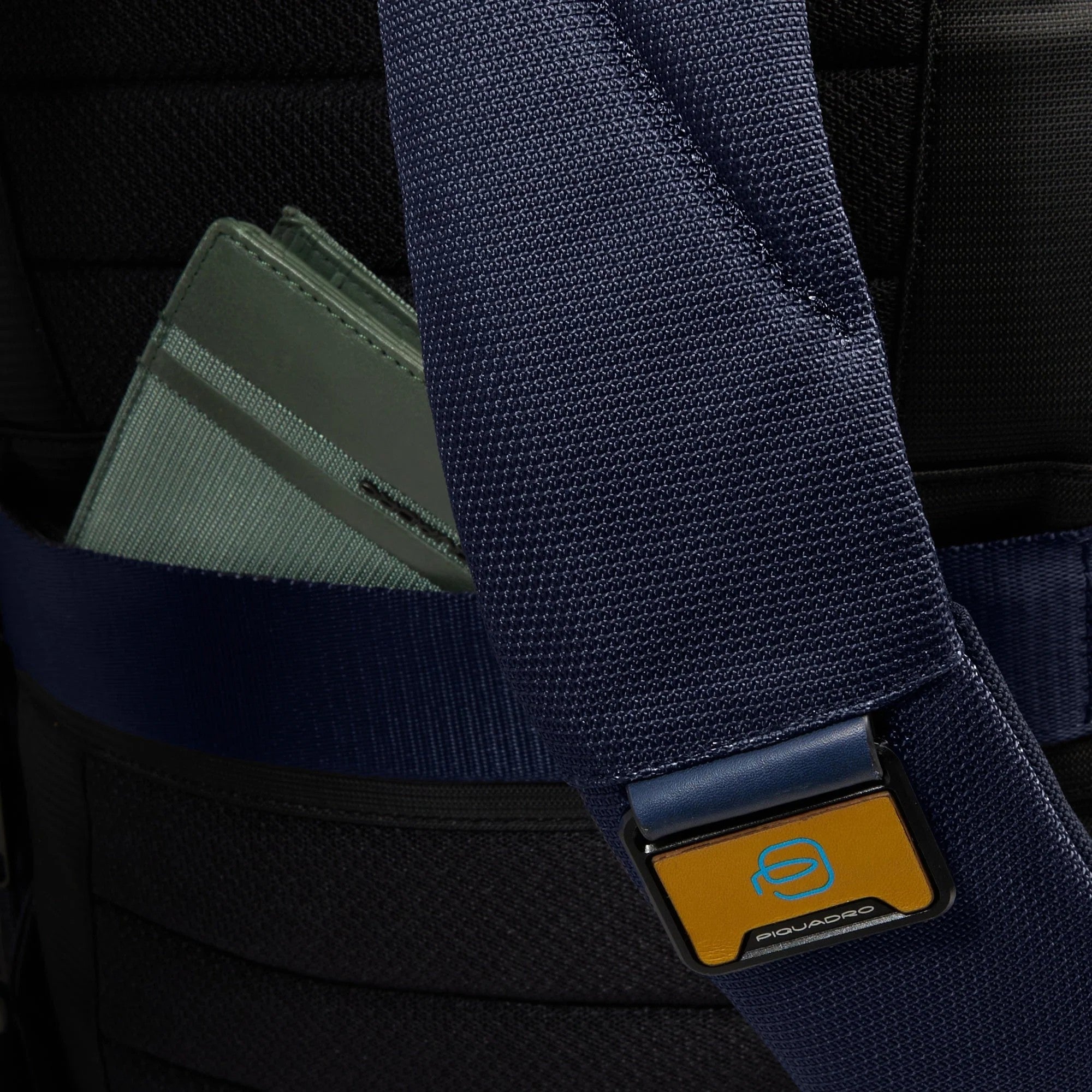 Piquadro zaino in tessuto e pelle "Lyss" Blu CA6928S143BM.BLU