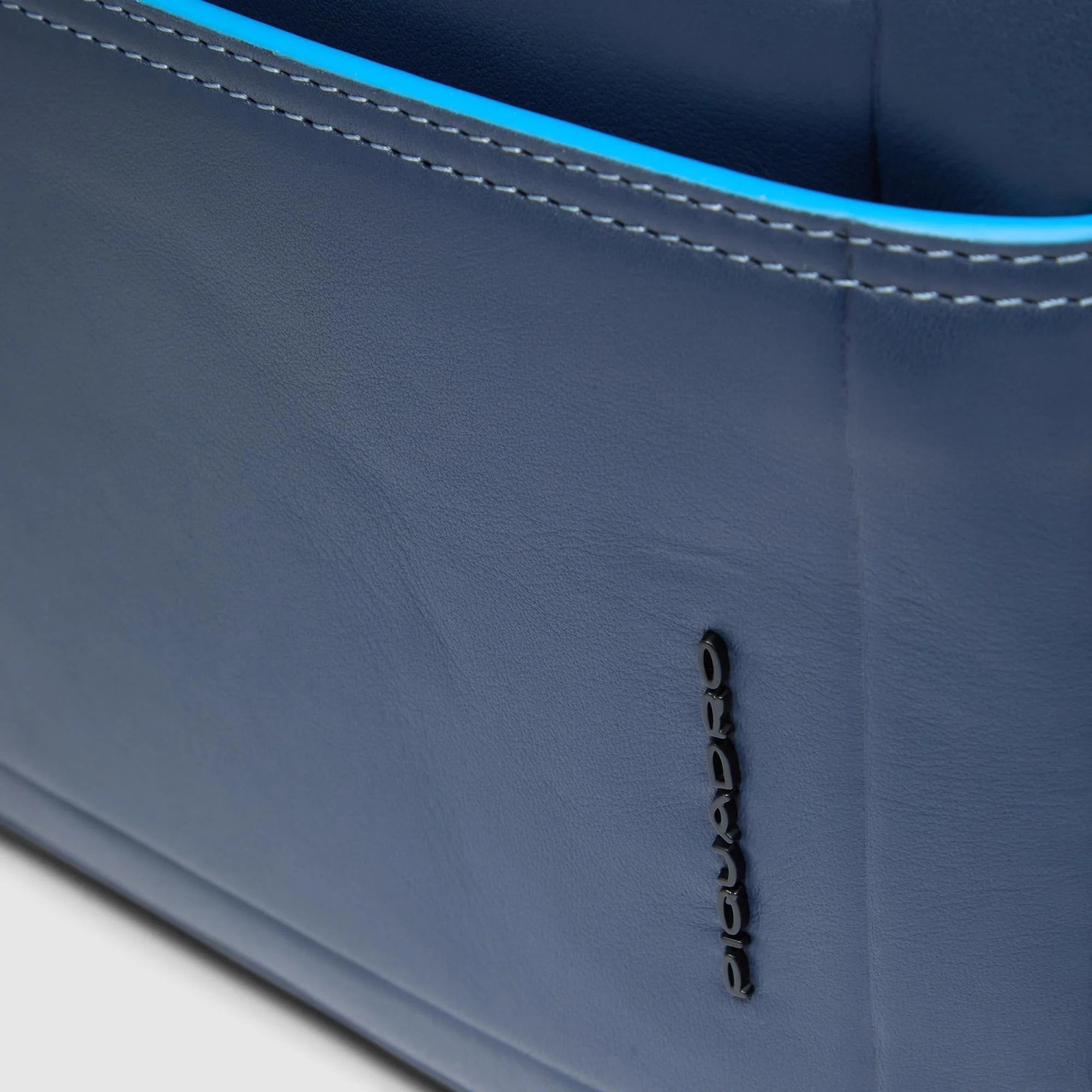 Piquadro pochette in pelle "S138" Blu AC6156S138R.AV2