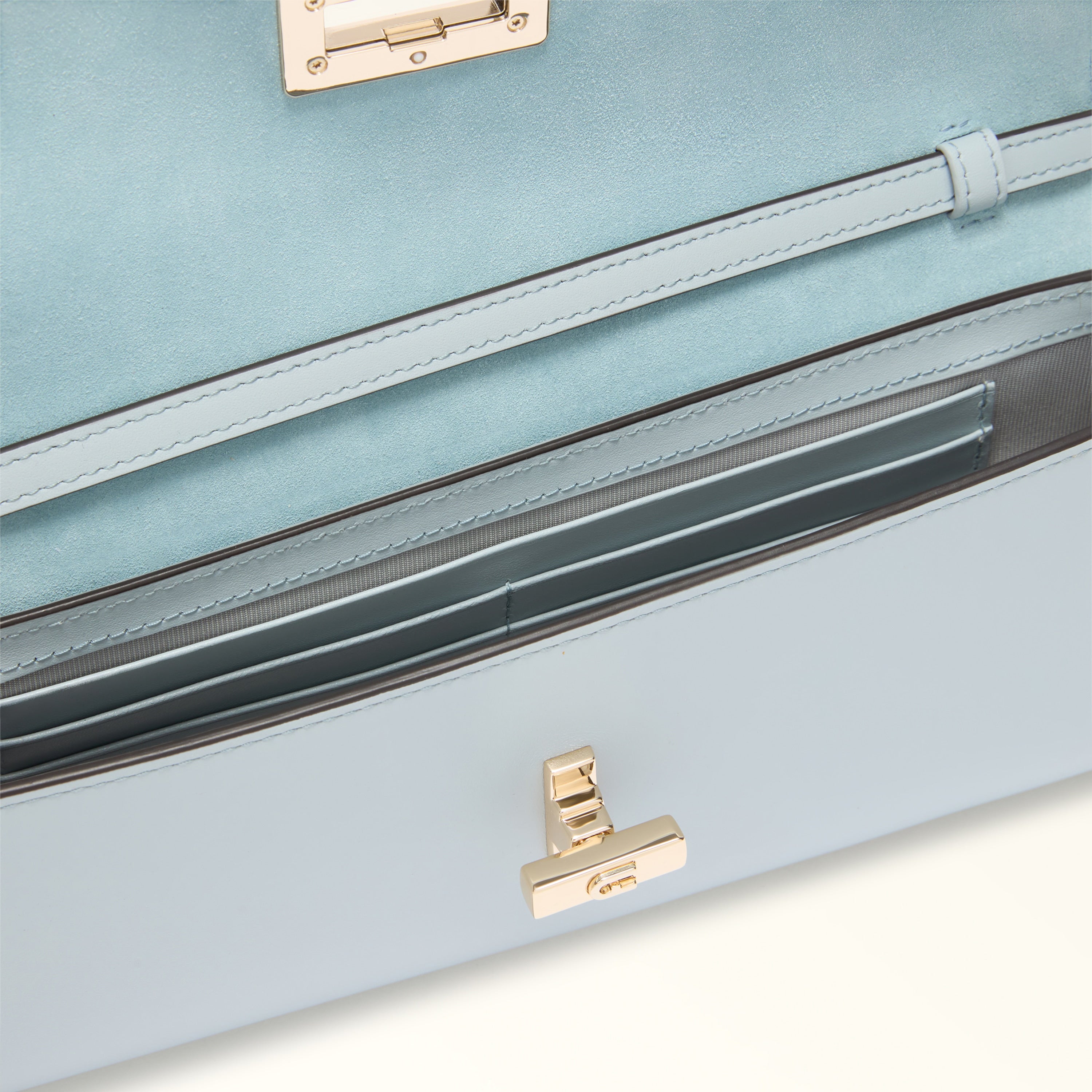 Furla borsa a mano in pelle "Clara" Azzurro WE00841.AR300 ARTEMISIA