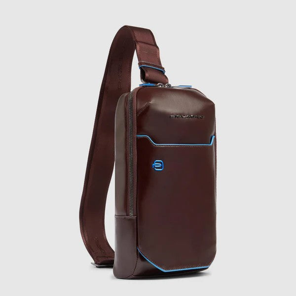 Piquadro monospalla in pelle "Blue Square" Marrone CA6898B2.MO
