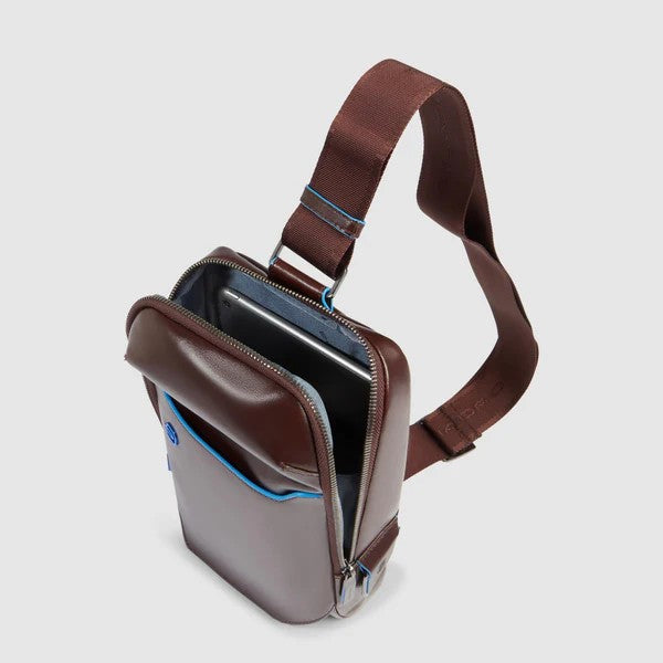 Piquadro monospalla in pelle "Blue Square" Marrone CA6898B2.MO