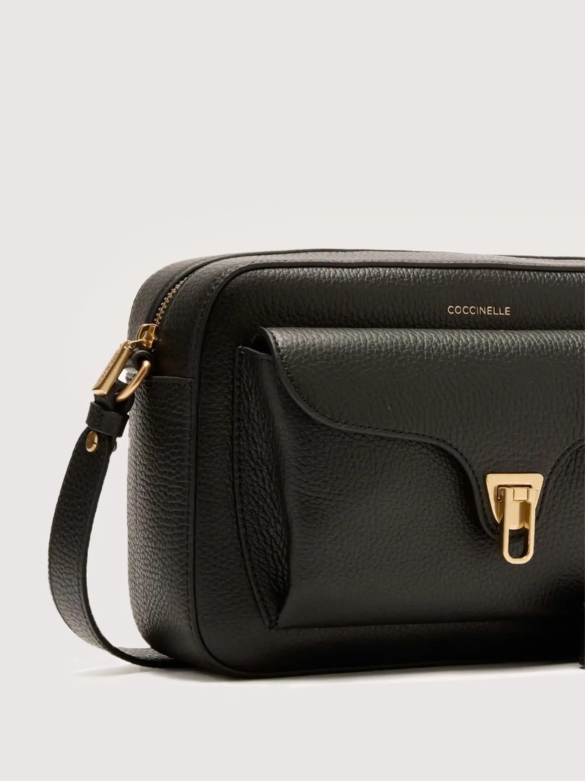 Coccinelle borsa a tracolla in pelle "Beat Soft" Nero E1MF6150601.001 NOIR