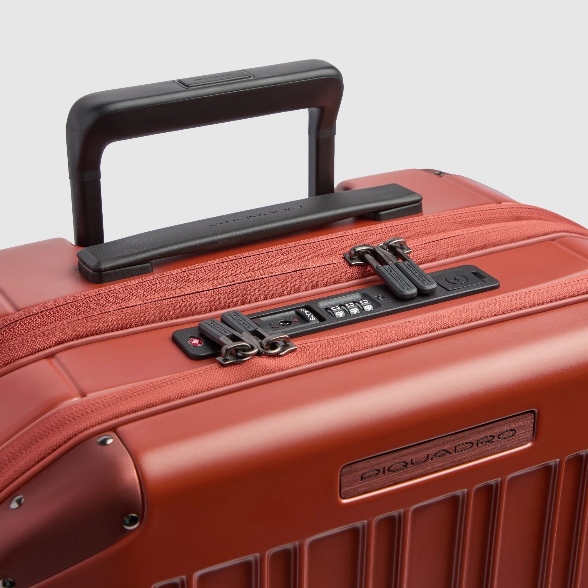 Piquadro trolley cabina in policarbonato "PQ Light" Terracotta BV7245PQL.CUO