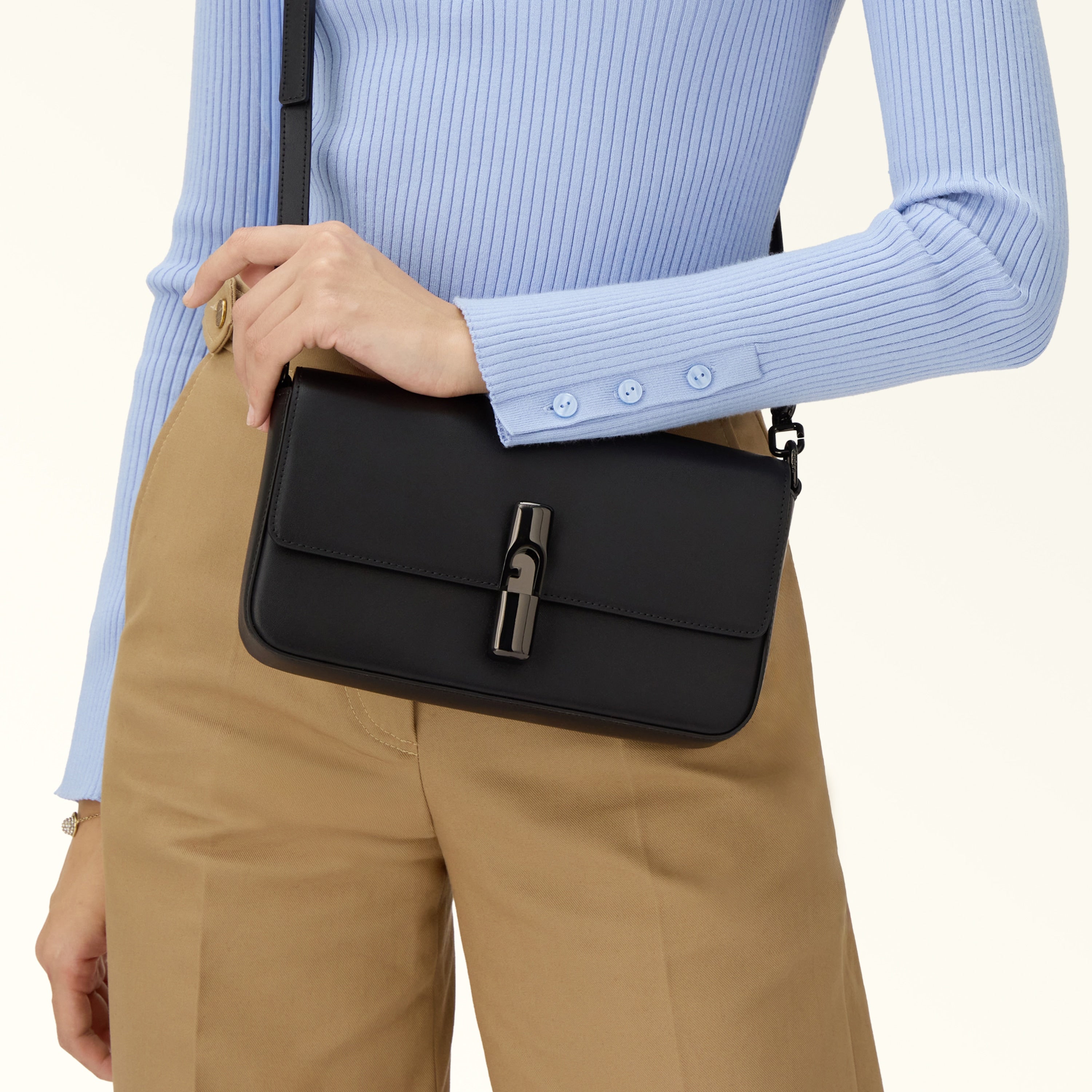 Furla borsa a tracolla in pelle "Iride" Nero WB01826B.O6000 NERO
