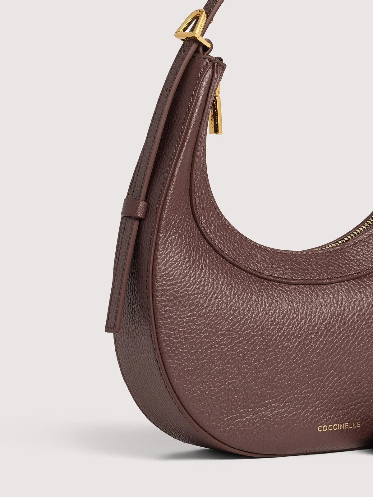 Coccinelle borsa a spalla in pelle "Whisper" Marrone E5PIP530101.R49 BERRY