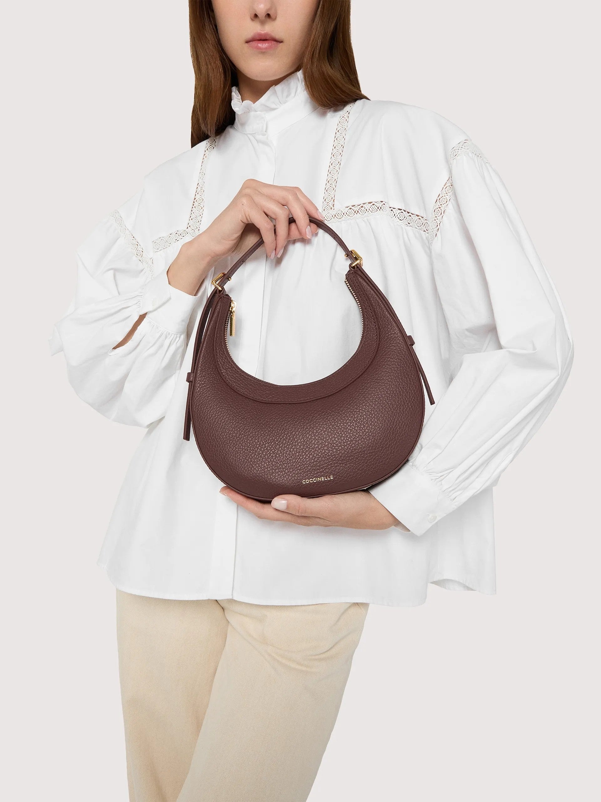 Coccinelle borsa a spalla in pelle "Whisper" Marrone E5PIP530101.R49 BERRY