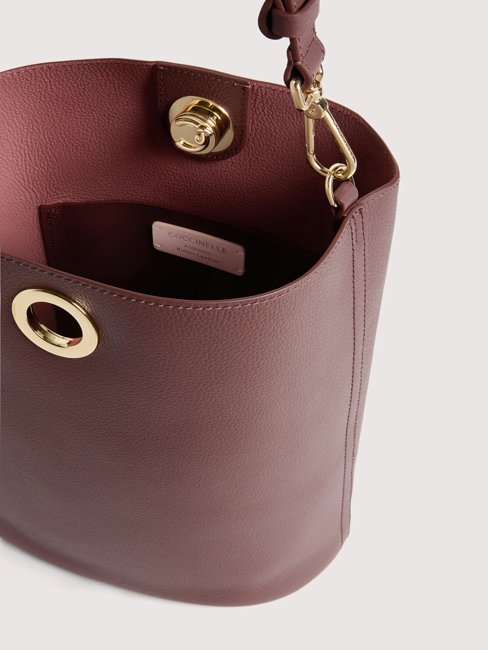 Coccinelle borsa secchiello in pelle "Nikla" Marrone E1TOA230101.953 BERRY/WINTER R