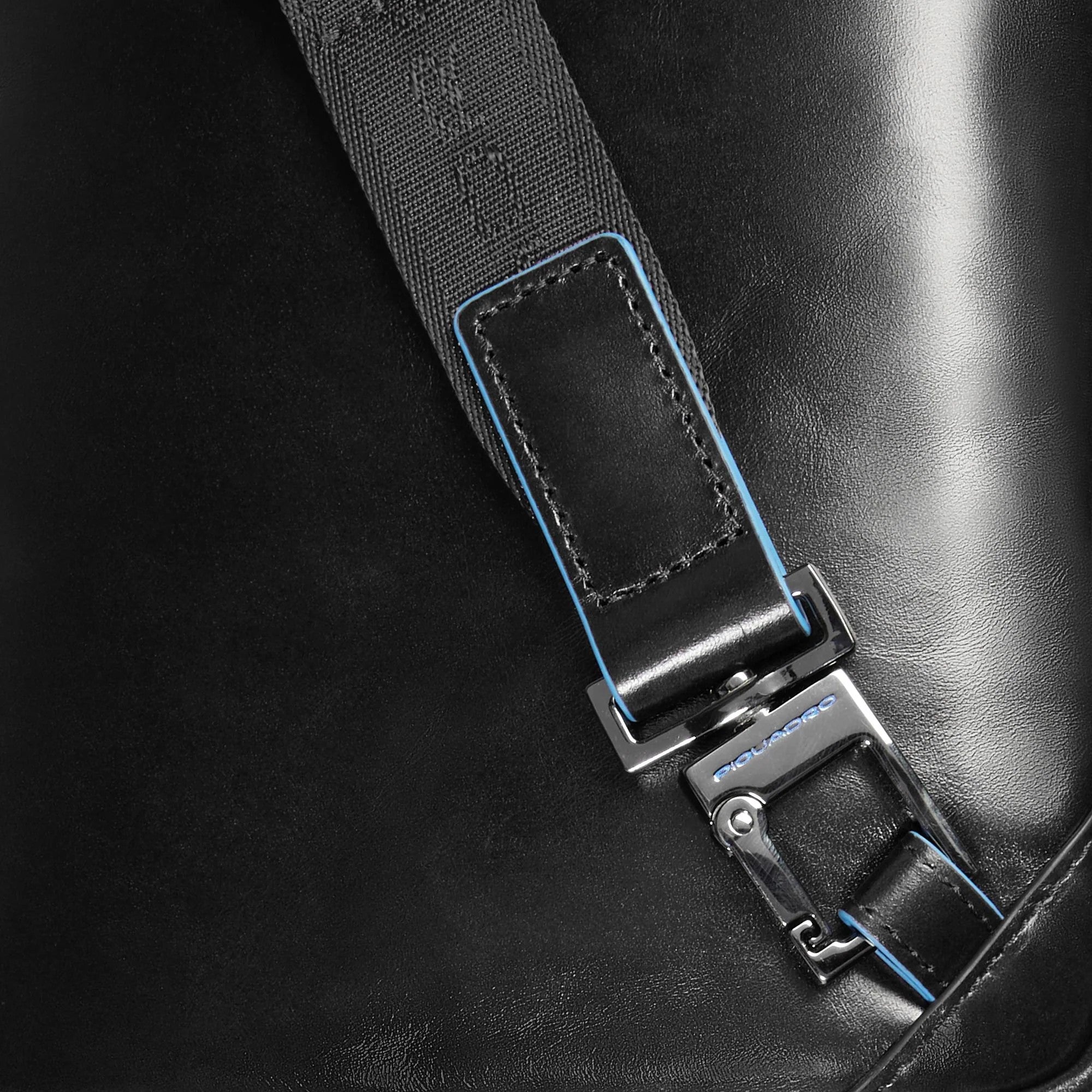 Piquadro borsello in pelle "Blue Square" Nero CA6811B2.N