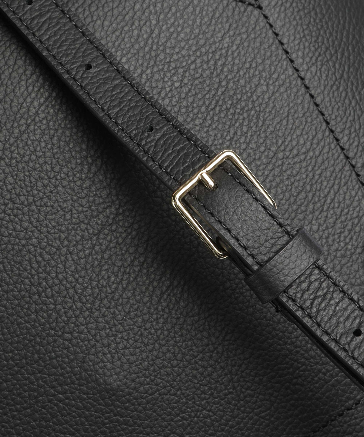 Coccinelle zaino in pelle "Nikla" Nero E1TOA140101.613 NOIR-COGNAC