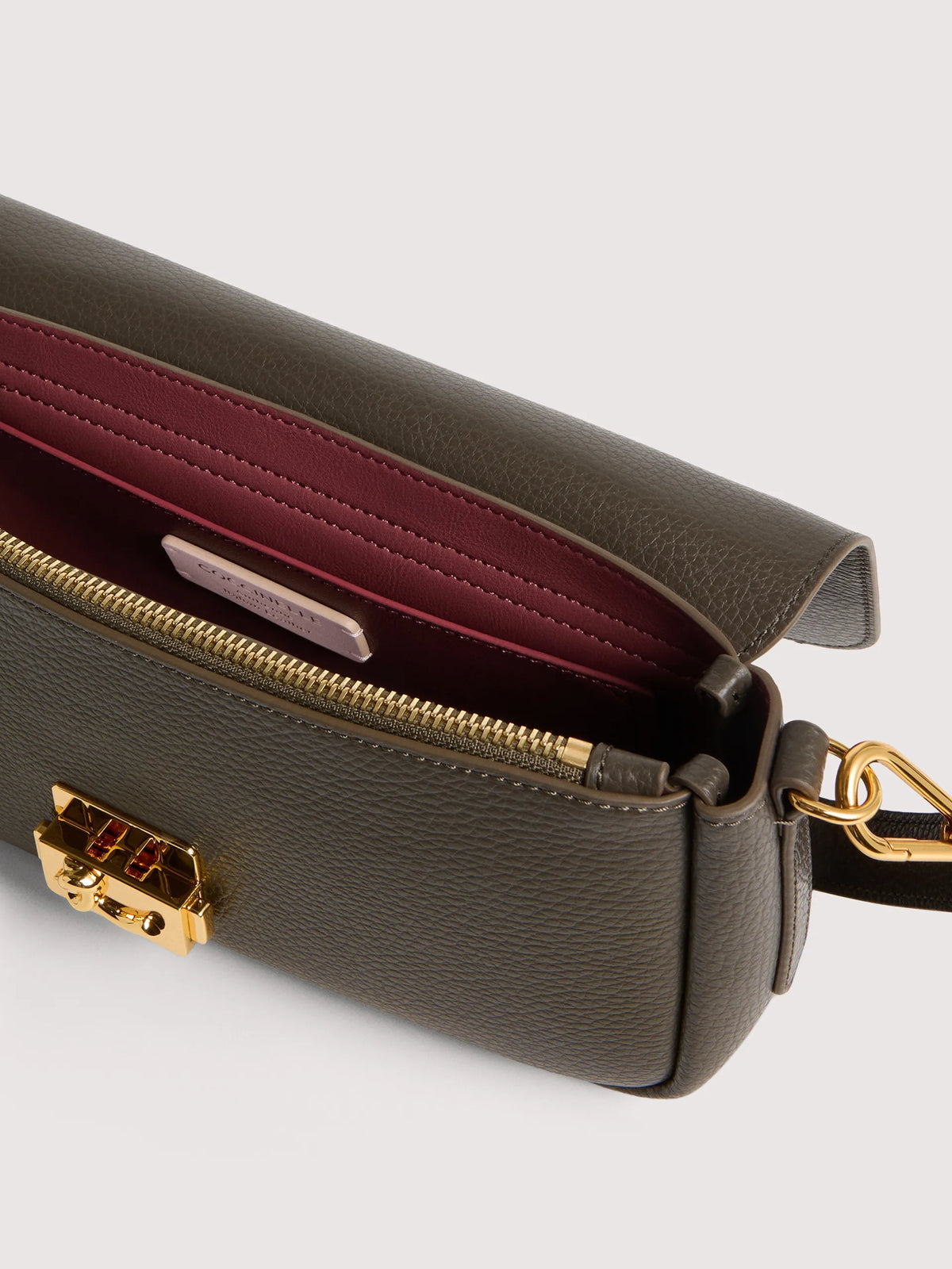 Coccinelle borsa a spalla in pelle "C-Me Lock" Verde E1U4K120201.W25 FANGO